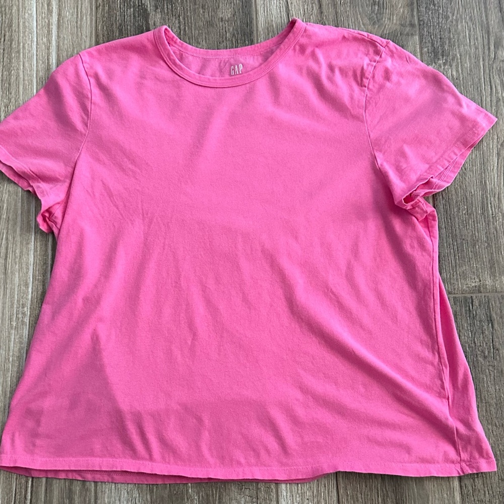 GAP T-shirt